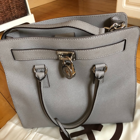 Michael Kors Handbag - Picture 1 of 8